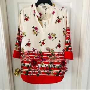 NWT PROFILE floral striped lightweight V neck blouse size small